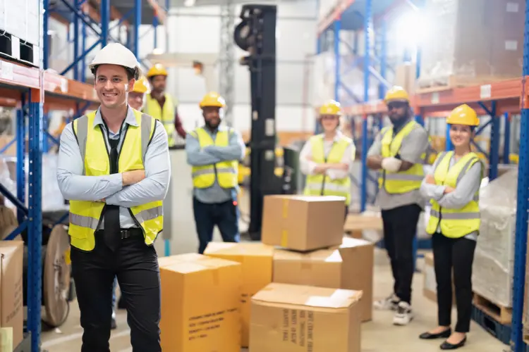 warehouse staffing<br />
